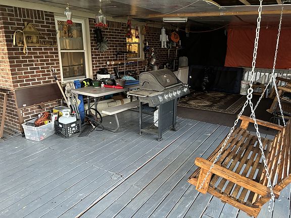 4th image of 104 Hop Anderson Ln
