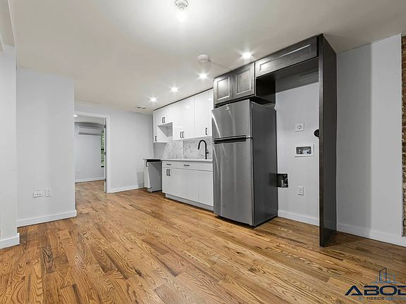 2nd image of 356A Vernon Ave Floor 1