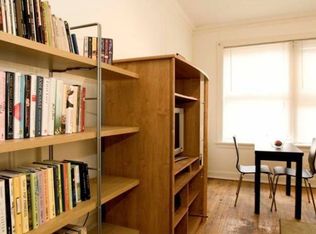 614 W Belmont Ave APT 2E, Chicago, IL 60657