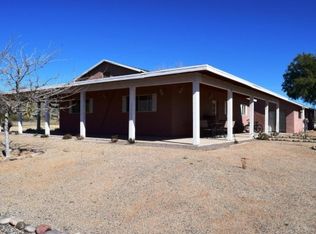 26140 S Ghost Town Rd, Congress, AZ 85332