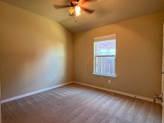 4th image of 5716 Brookside Dr