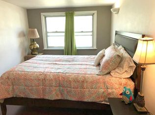 605 E California Ave APT B, Urbana, IL