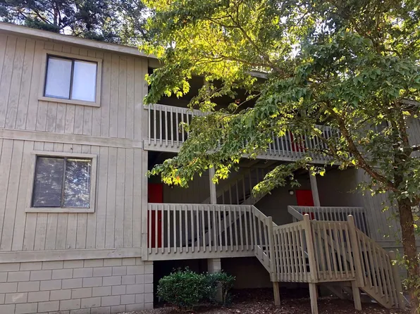 2 Bedroom, 2 Bathroom Apartment in Cedarwood