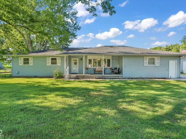 3757 E 73rd 1/2 Ave, Terre Haute, IN 47805