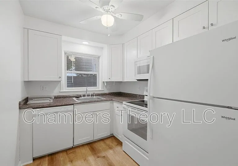 130 S 29th St #5 — Photo 5