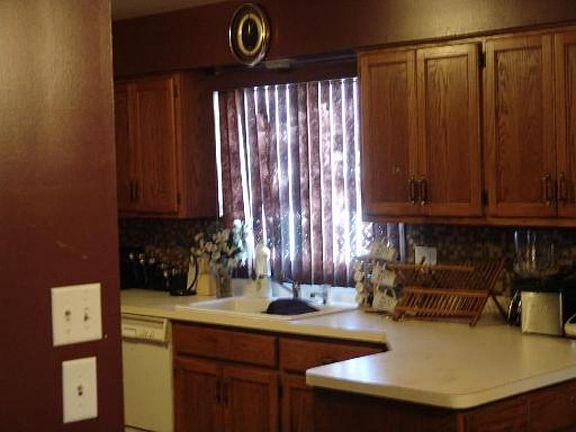 4th image of 3139 Courtney Ln