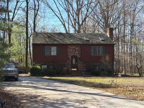 117 Constitution Way, Forest, VA 24551