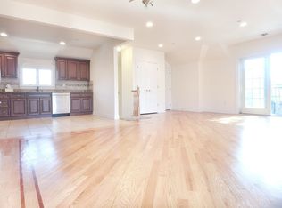 150-21 28th Ave #2M, Flushing, NY 11354
