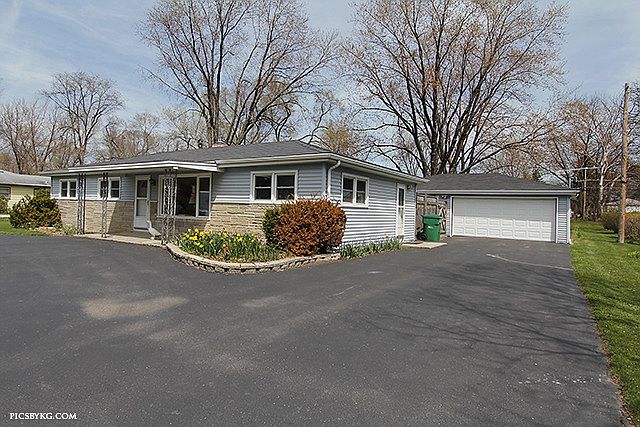 1st image of 37137 N Shirley Dr