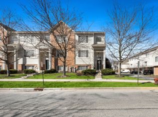 7504 Claridge Dr #E, Bridgeview, IL