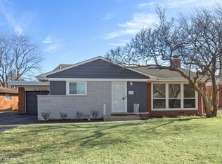 229 S Linden Ave, Elmhurst, IL 60126