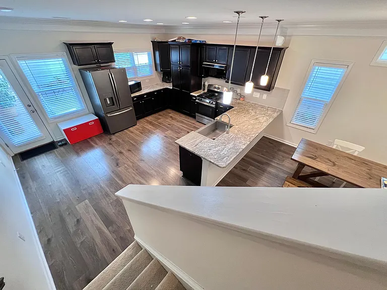 1268 Russet Ln — Photo 15