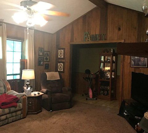 3rd image of 1055 Albena Hill Dr