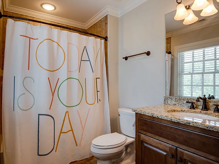 6605 Goshawk Ct — Photo 40