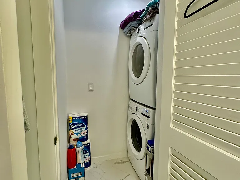 49 Rogers St #3A — Photo 10