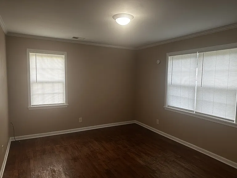 1154 Westmoreland St #1 — Photo 7