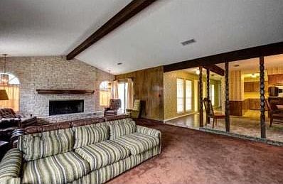 5th image of 10704 School House Ln