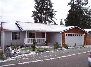 1229 Noble Fir Ln, Camano Island, WA 98282