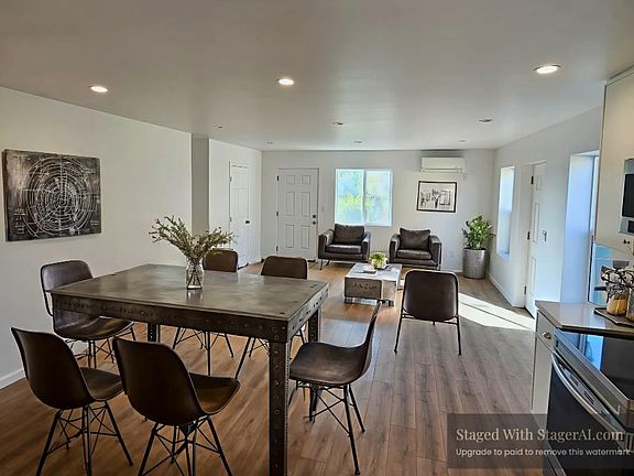 2nd image of 384 Hargrave St #1/2