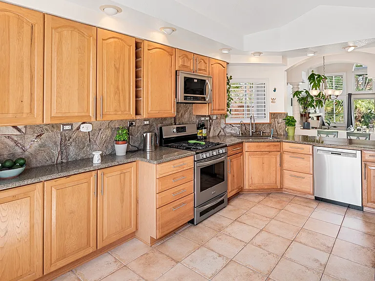 5017 Viewridge Way — Photo 17