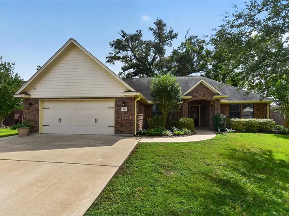 105 Blue Jay Dr, Richwood, TX 77566