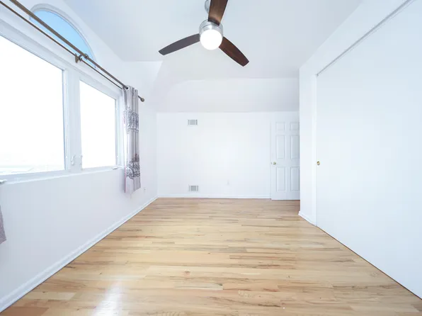 139 Kiswick Street image 12 of 31