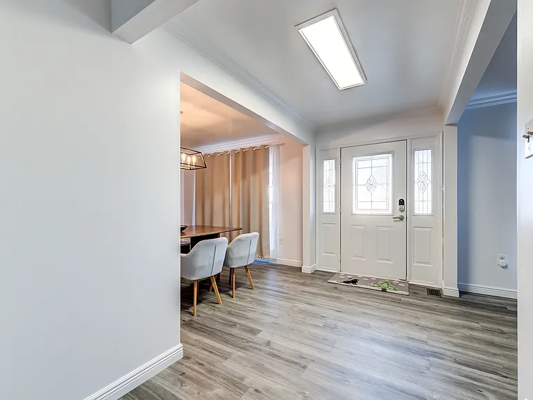 18 Pineview Valley Ct — Photo 6
