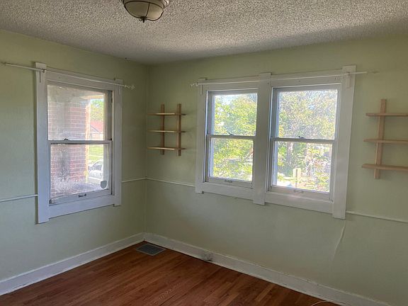 4th image of 3256 N Clayton St