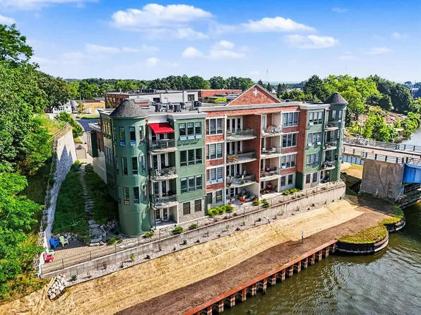 80 Washington St #7, Manistee, MI 49660