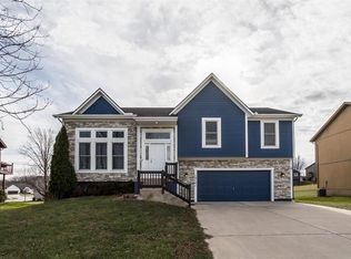 12141 Pebble Beach Dr, Kansas City, KS 66109