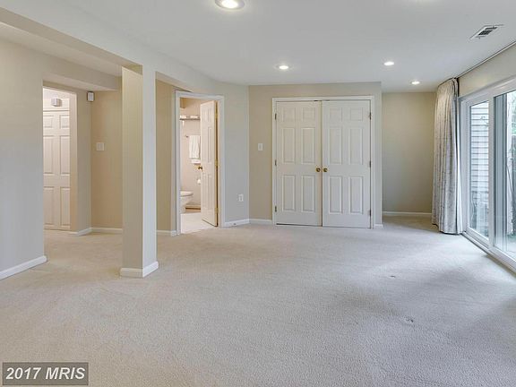 5th image of 3121 Sutherland Hill Ct