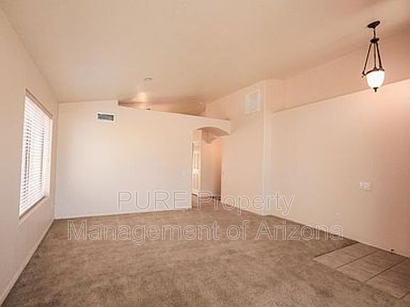 3rd image of 4632 E Briarwood Ter