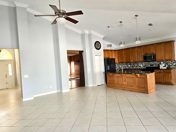 2nd image of 14023 Kestrel Dr