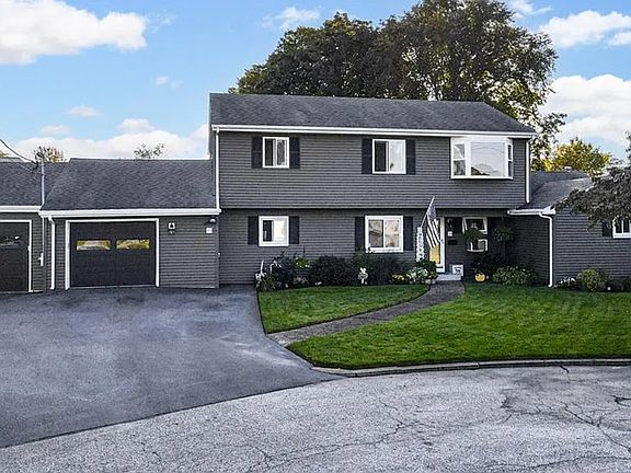 3rd image of 19 Larchwood Dr #2