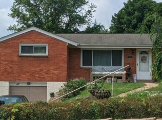 327 Greenway Dr, Pittsburgh, PA 15235