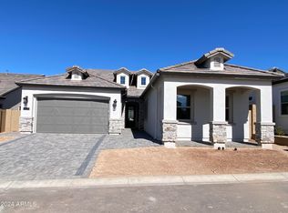 5828 E Scarlet Cir, Mesa, AZ 85215