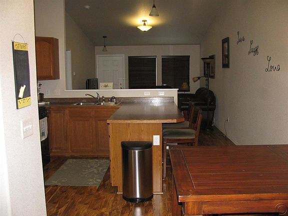 5th image of 3747B England Blvd