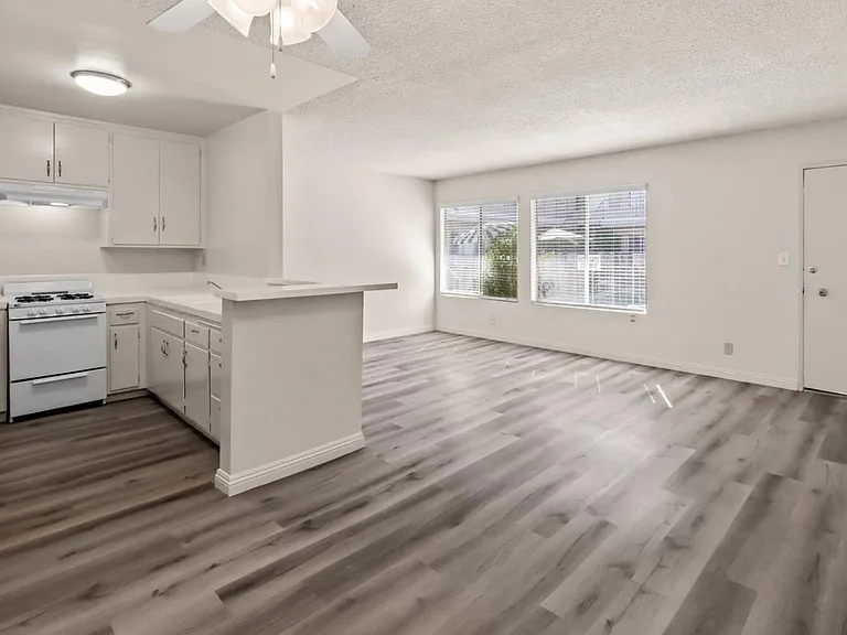 3722 Bagley Avenue, — Photo 12