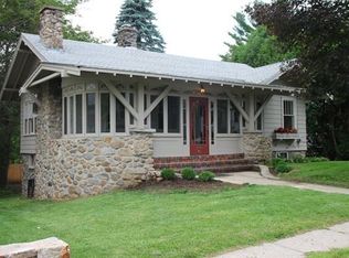 41 Grove St, Milford, MA 01757