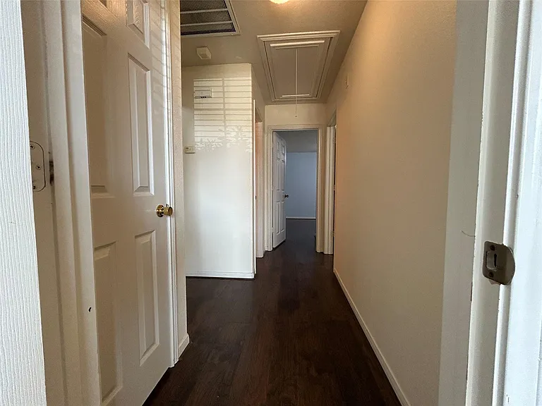 6703 Mountain Wood Way — Photo 9