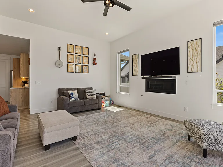 2589 E Jonagold Ct — Photo 17