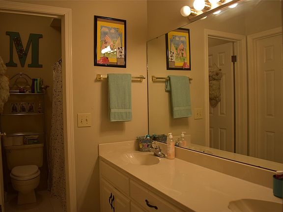 2nd image of 86 Creek Dr
