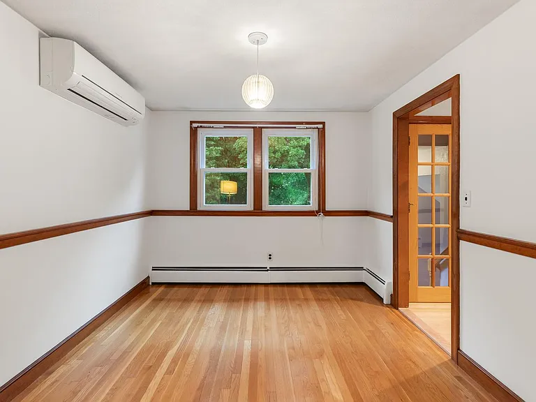 10 Cedar Ridge Dr — Photo 12