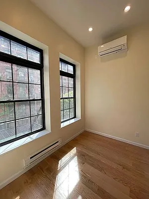 Rented by Douglas Elliman | media 23