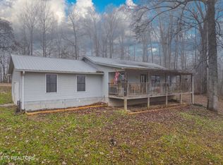 1410 Glade Springs Rd, La Follette, TN 37766