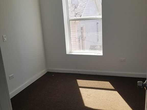 5th image of 101 Comstock St APT 1