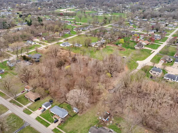 464 Todd Ct, Braidwood, IL 60408