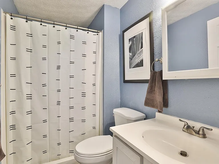 9820 Aylesworth Ln — Photo 24