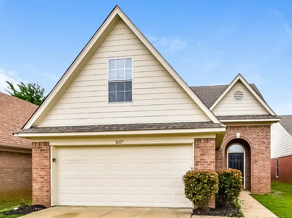1607 Central Trails Dr, Southaven, MS 38671
