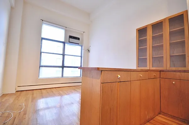 Rented by Keller Williams NYC | media 7